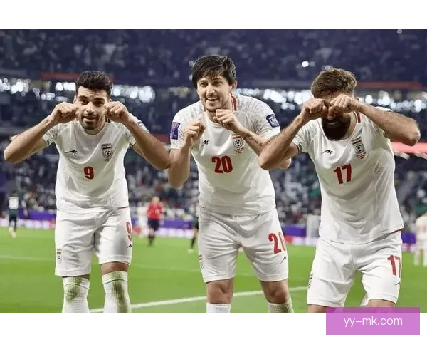 中国男足十八强赛客战卡塔尔因天气变化紧急调整训练计划迎接挑战